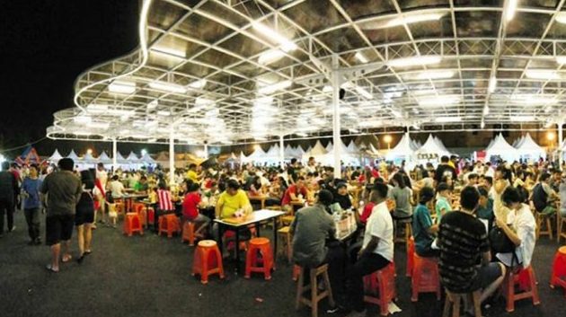 medan niaga lawas night market