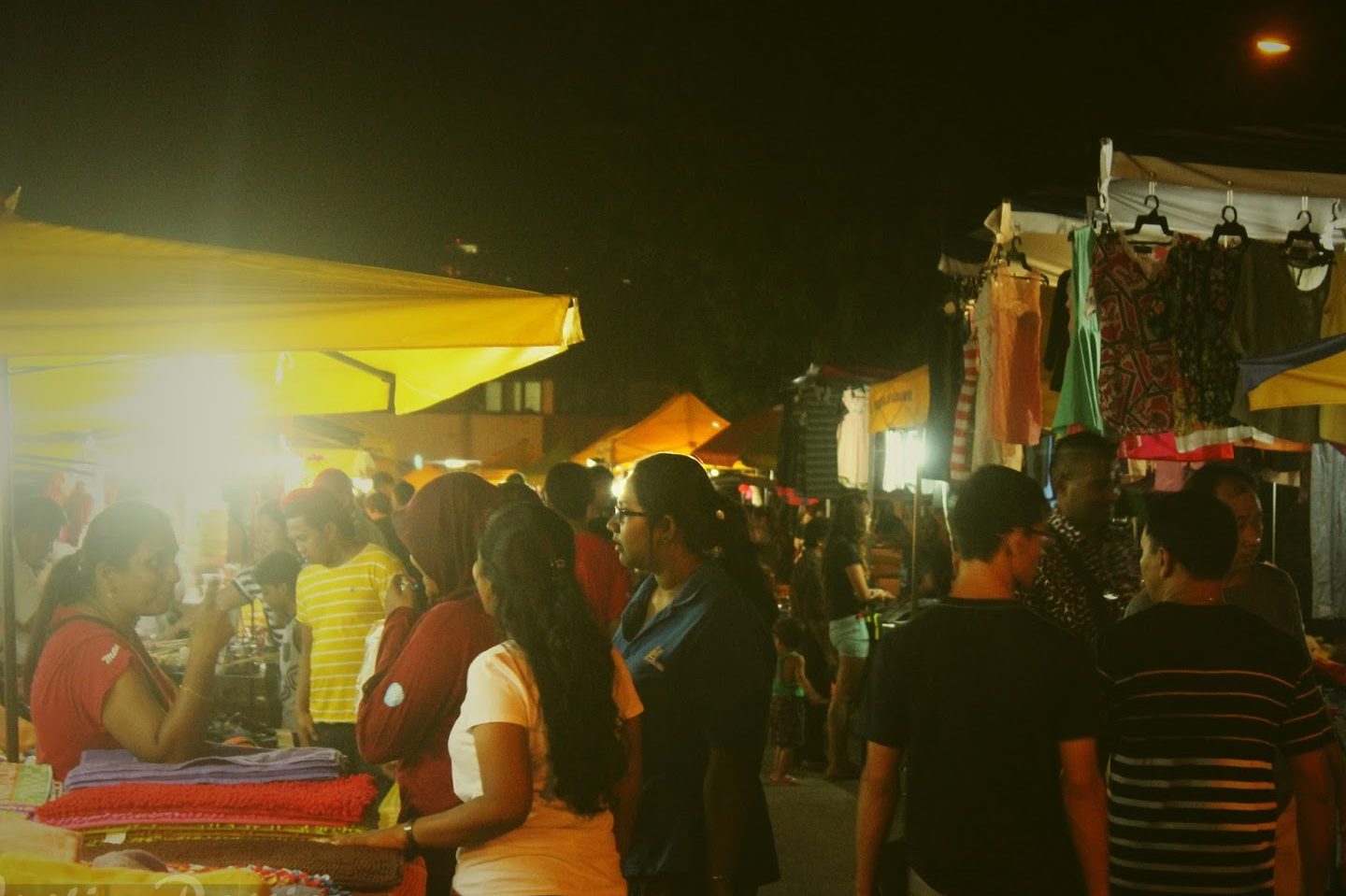 pasar malam taman pusat