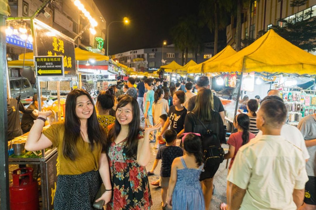 pasar malam taman saga