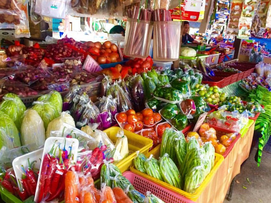 Pasar Sayur Donggongon 1 pasar sayur donggongon